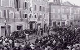 Vue de la place pendant la signature